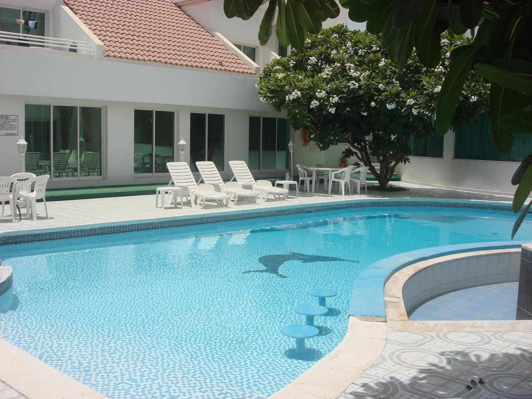 שארג'ה Al Khalidiah Resort מראה חיצוני תמונה